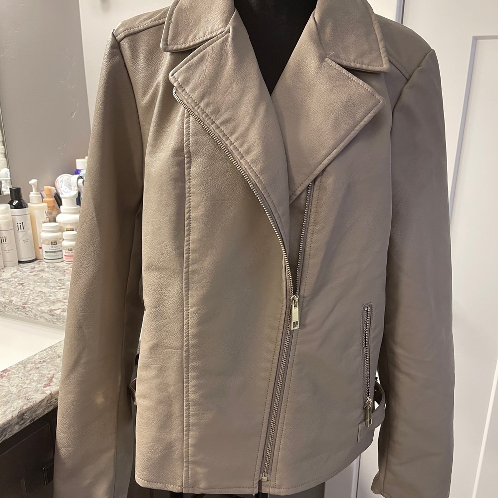 Fantastic winter leather jacket